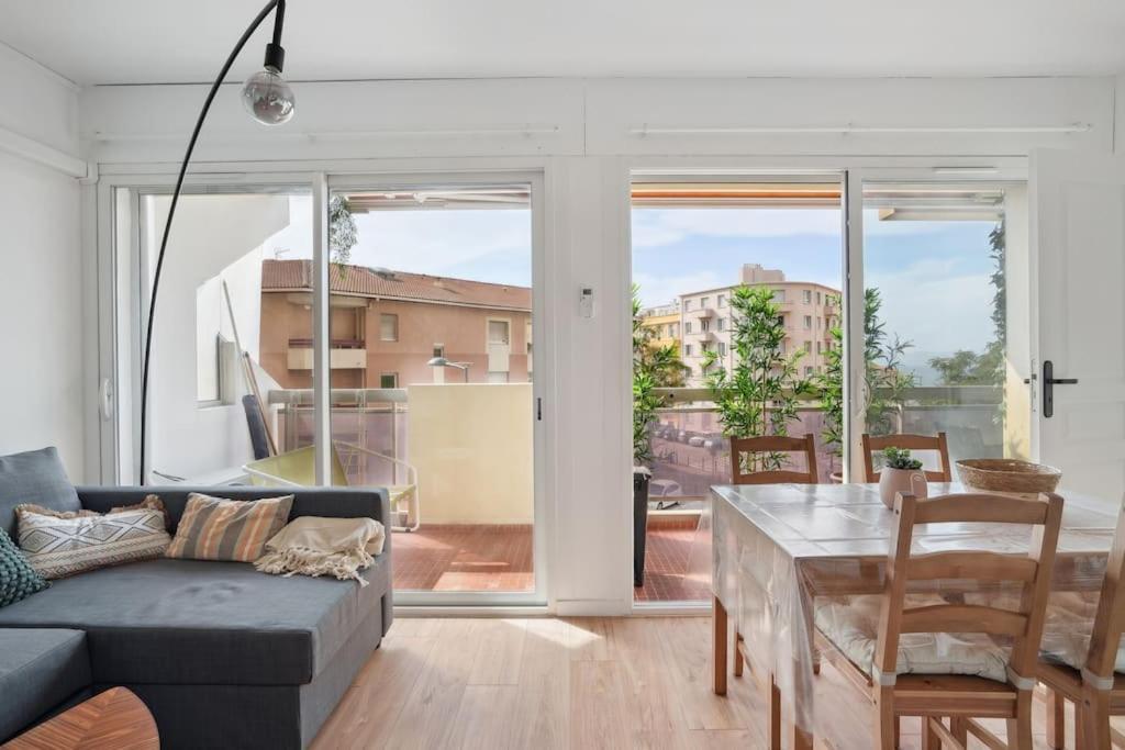 Charmant Appartement Vue Mer 7Eme - Plage 200M Marsylia Zewnętrze zdjęcie