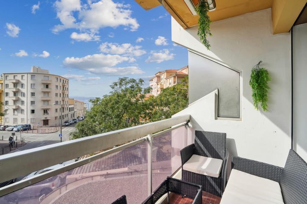 Charmant Appartement Vue Mer 7Eme - Plage 200M Marsylia Zewnętrze zdjęcie